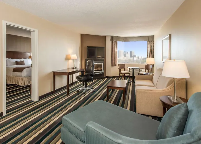Best Western Plus Winnipeg Airport Hotel